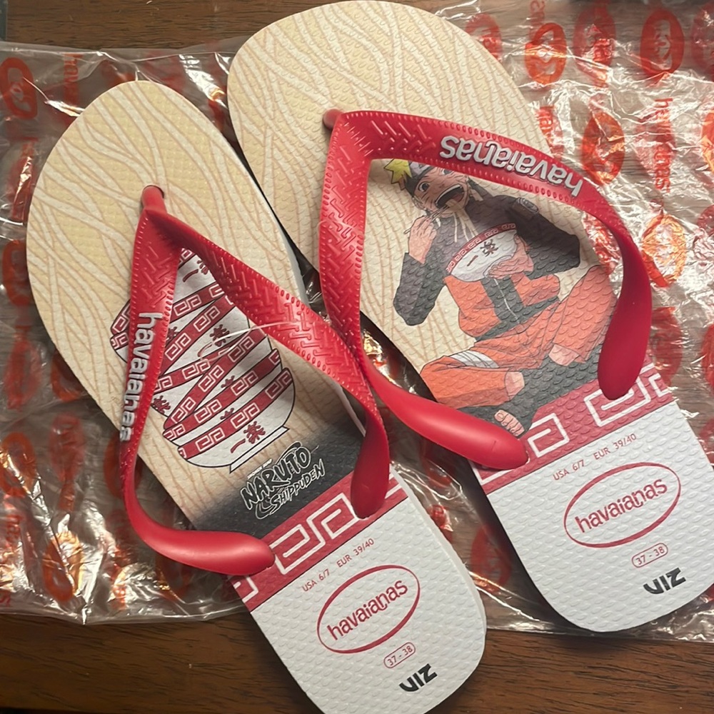 Naruto havaianas size 6/7 (men size)